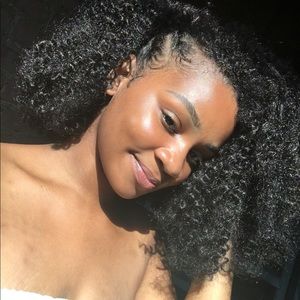 Meet your Posher, Janeece